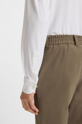 Camisa slim fit en punto t&eacute;cnico el&aacute;stico con estructura, Blanco