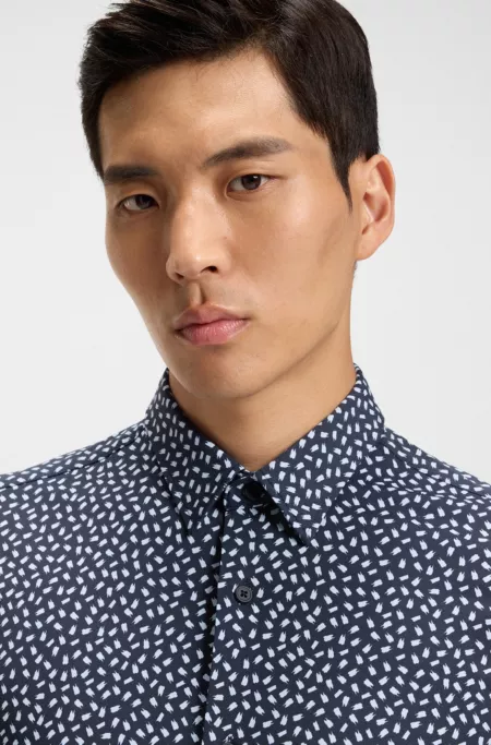 Performance-stretch slim-fit shirt in Italian fabric