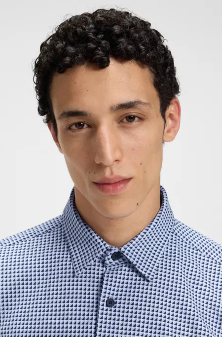 Printed slim-fit shirt in a cotton blend