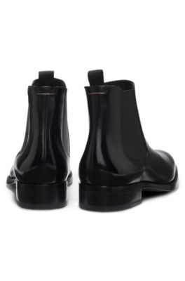 Botines Chelsea en piel con paneles el&aacute;sticos, Negro