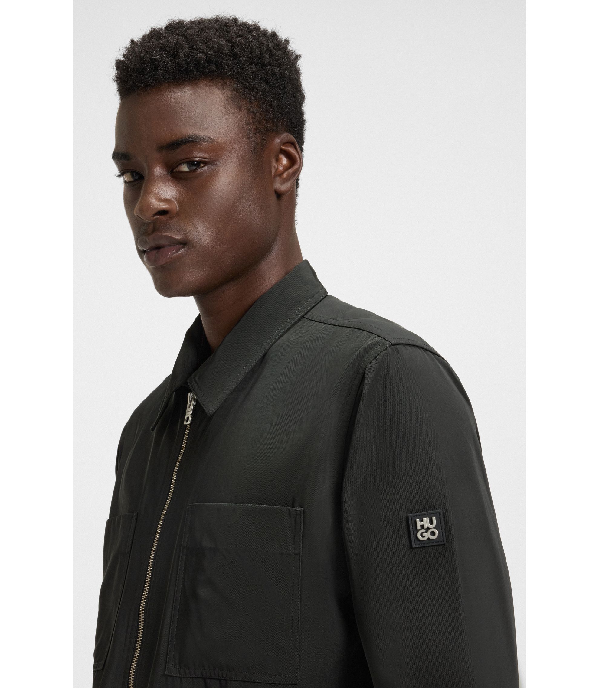 hbna50545327_001_340?wid=1980&