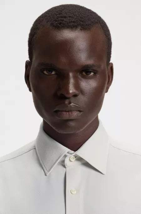 Printed slim-fit shirt in performance-stretch fabric