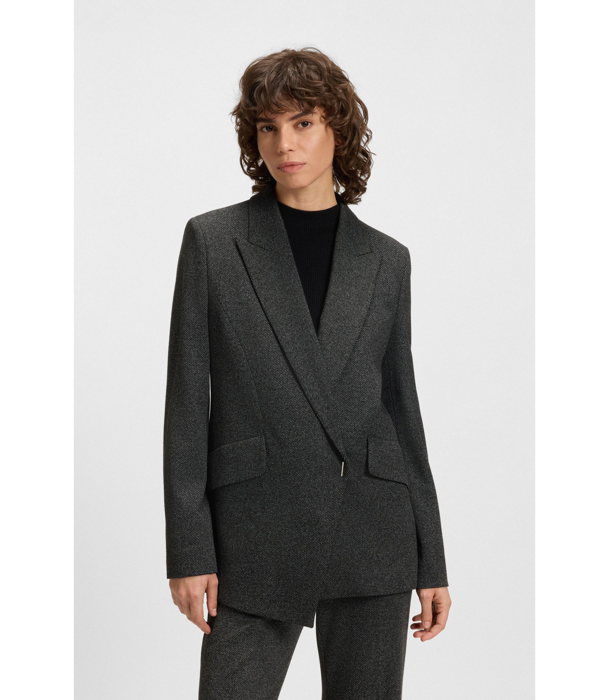 ★新品未着用★　HUGO BOSSダークグレー ジャケット　サイズ48 HUGO BOSS (ヒューゴボス) ストレッチ シングル 2ツ釦 スーツ