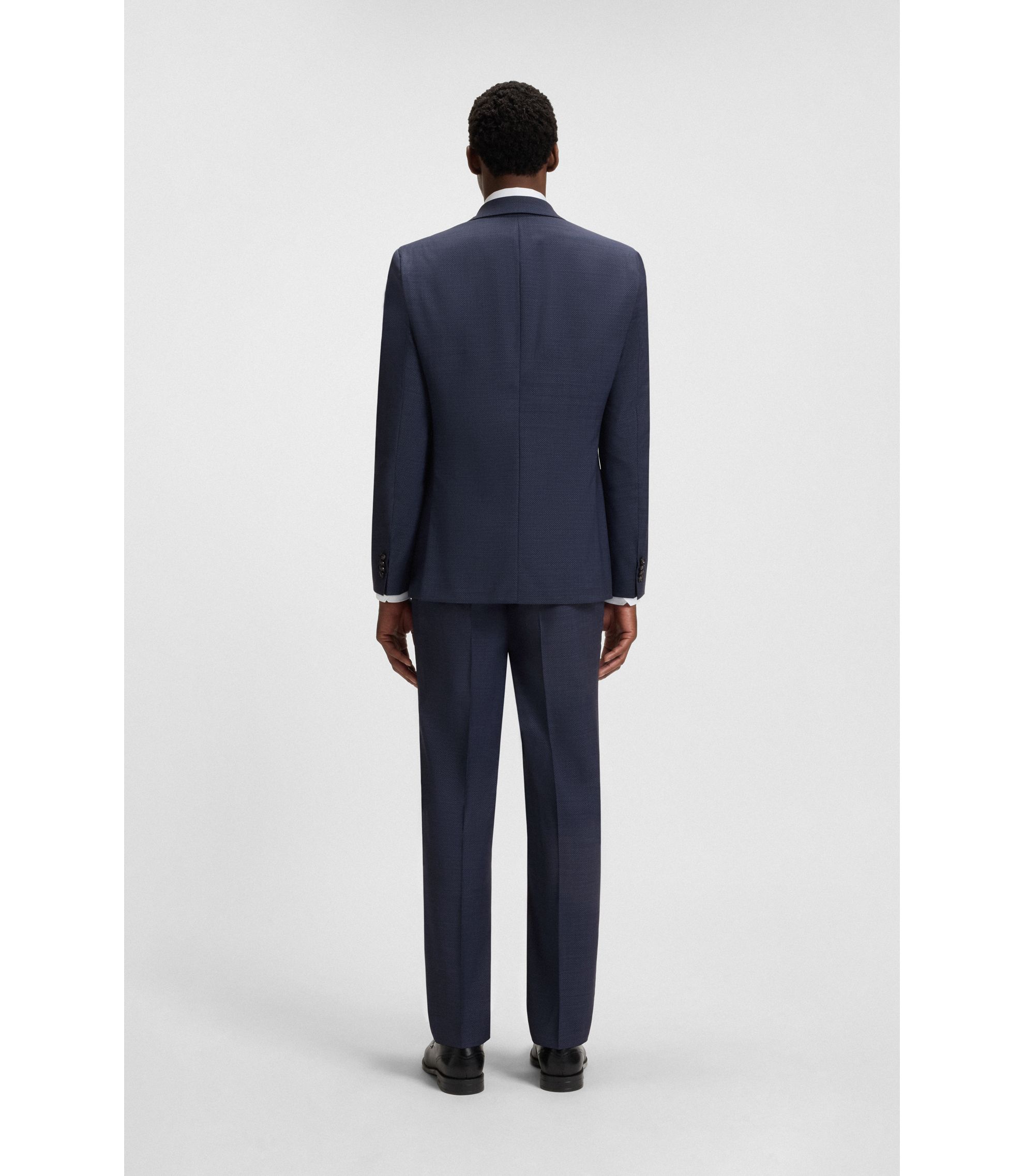 hbna50546069_404_360?wid=1980&