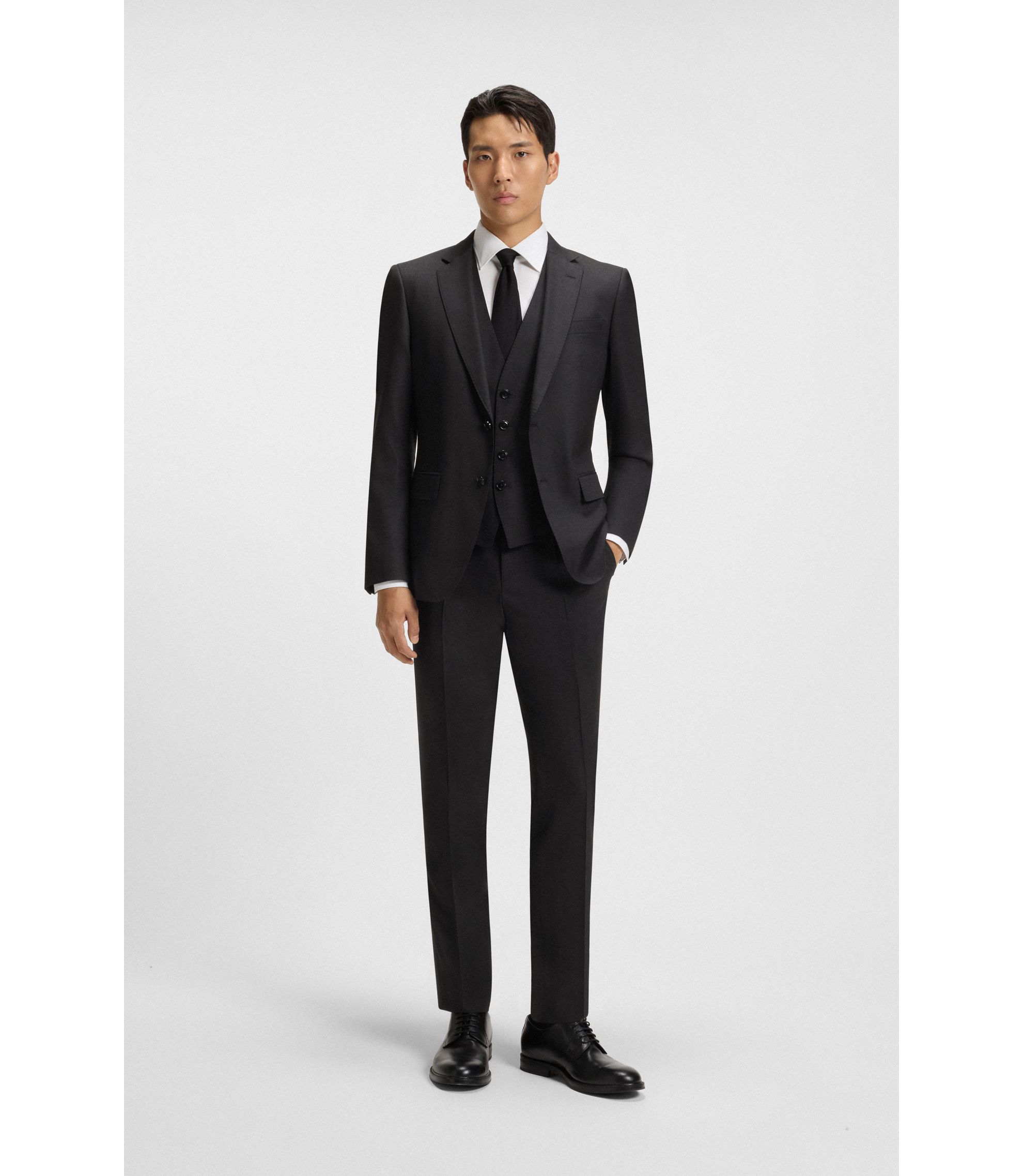 hbna50546098_001_300?wid=1980&