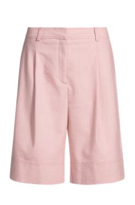 Short habill&eacute; avec plis sur le devant, Rose