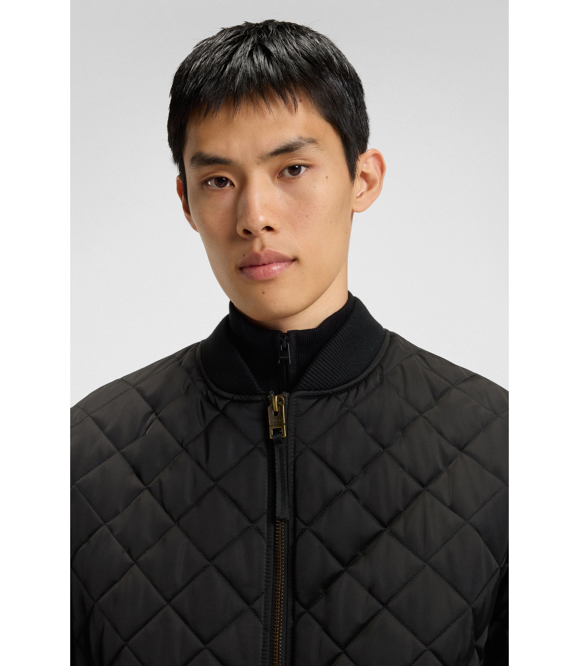 HUGO BOSS ナイロンジャケット XS HUGO - Water-repellent jacket in quilted satin - Black