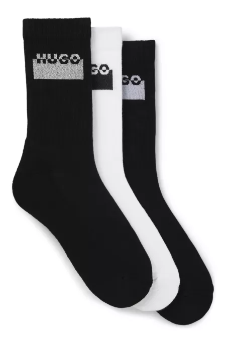 Three-pack of split-logo socks in a short length