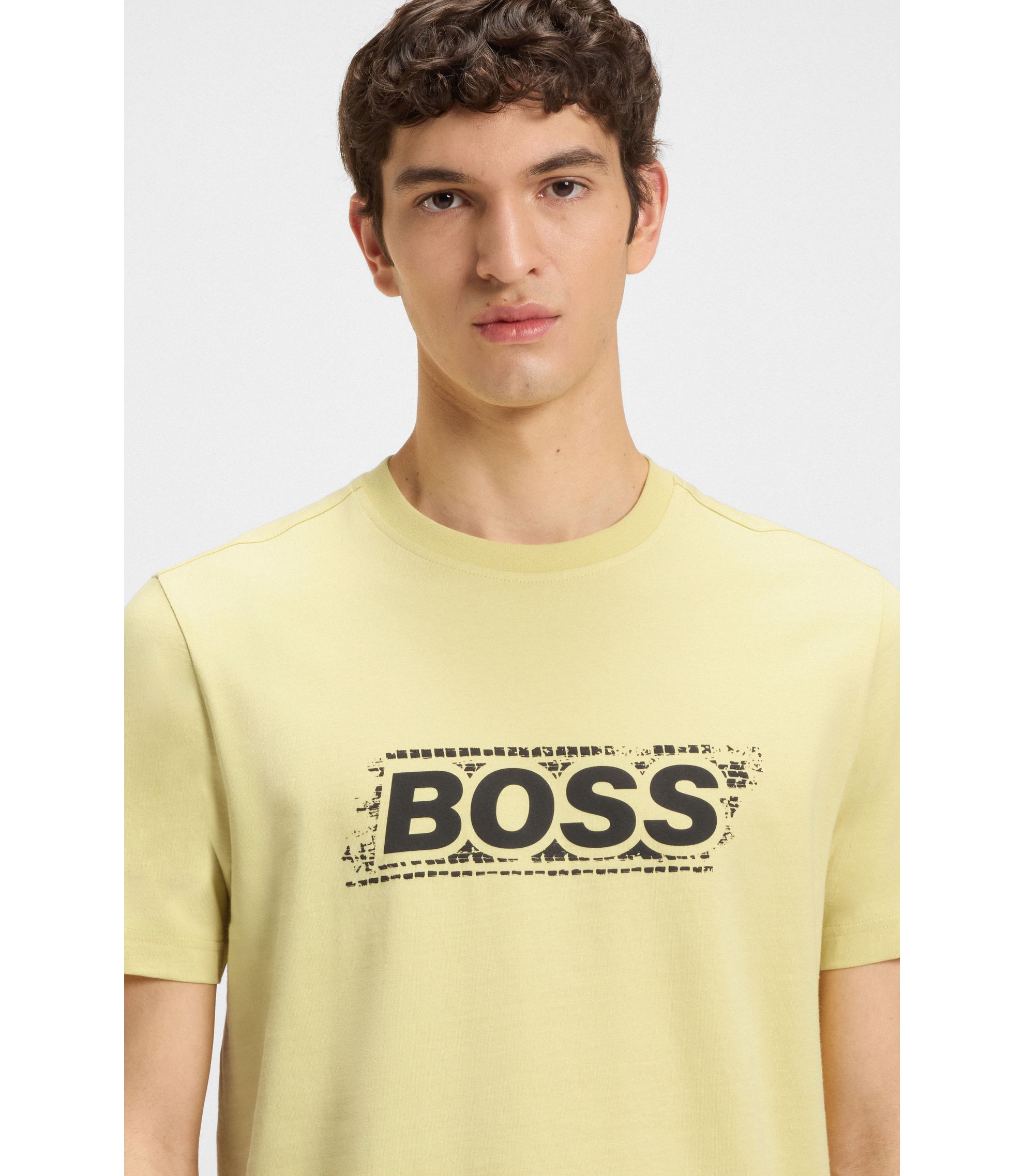 hbna50546381_751_340?wid=1980&