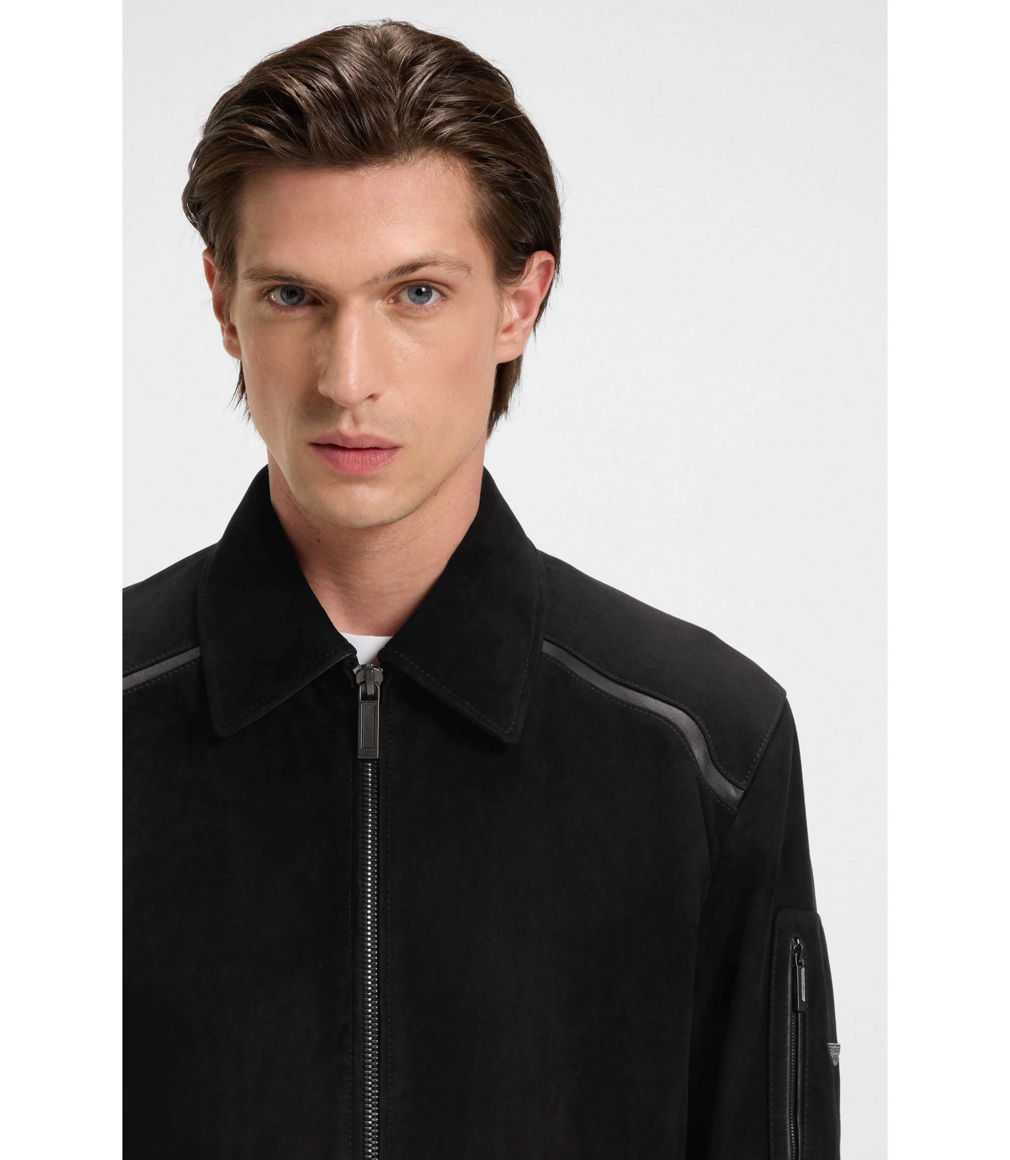 hbna50546474_001_340?wid=1980&