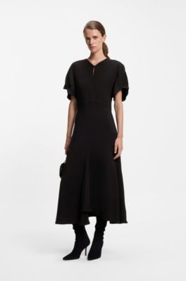 Vestido con escote ojo de cerradura en crep&eacute; suave, Negro