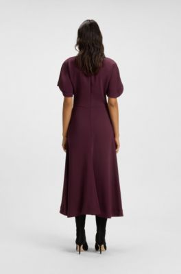 Vestido con escote ojo de cerradura en crep&eacute; suave, P&uacute;rpura oscuro