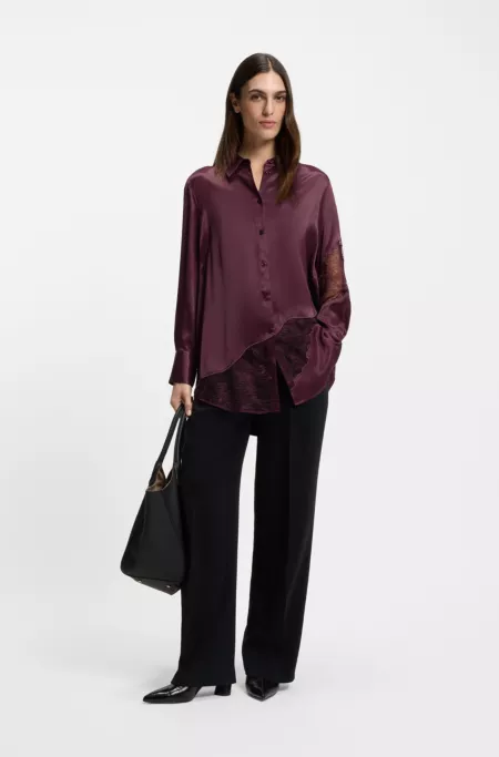 Regular-fit blouse with lace details