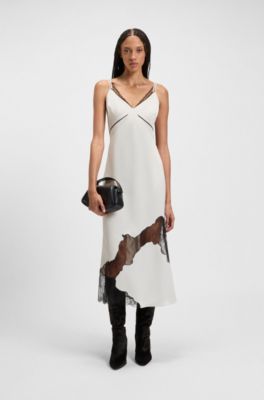 Vestido lencero de sat&eacute;n con detalles de encaje, Gris claro