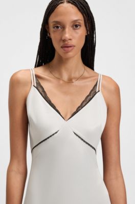 Vestido lencero de sat&eacute;n con detalles de encaje, Gris claro