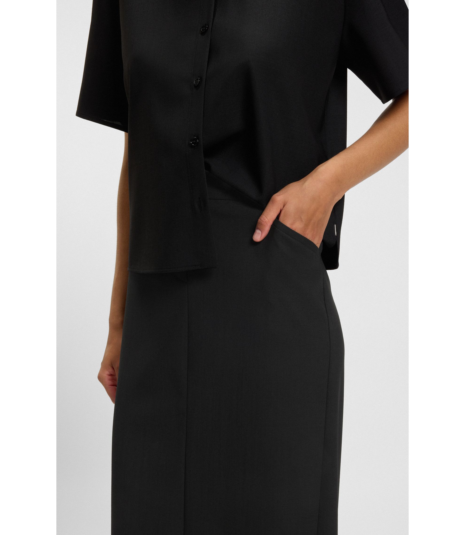 BOSS - Pencil skirt in virgin wool - Black