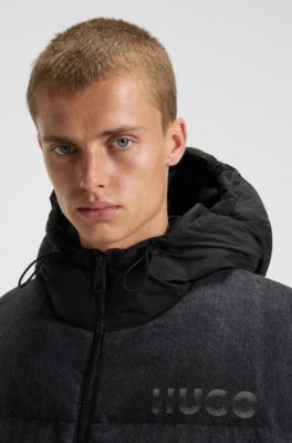 Chaqueta acolchada relaxed fit en denim negro con logos, Negro