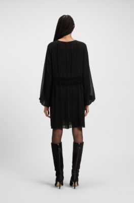 Smocked-waistband dress with pliss&eacute; pleats, Black
