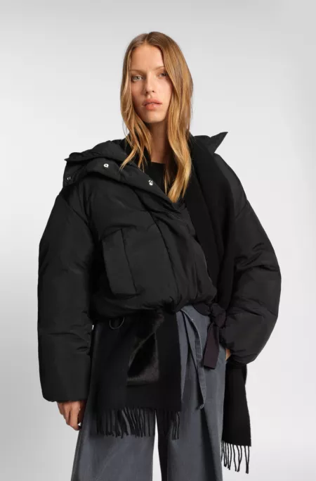 Crinkle-fabric jacket in a regular fit