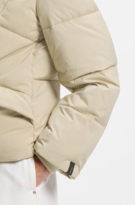 Chaqueta acolchada con capucha y detalles ribeteados, Beige claro