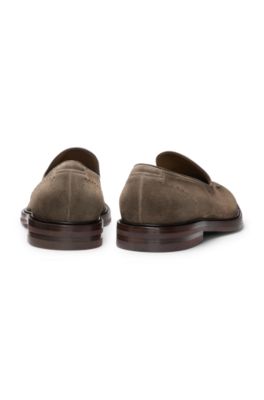 Leather-piped loafers in suede, Khaki