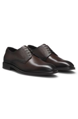 Chaussures derby en cuir aux finitions structur&eacute;es et unies, Marron fonc&eacute;