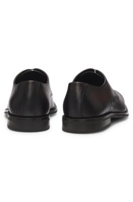 Chaussures derby en cuir aux finitions structur&eacute;es et unies, Marron fonc&eacute;
