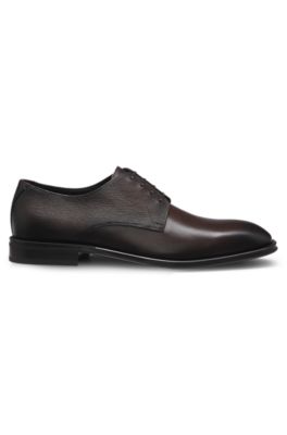Chaussures derby en cuir aux finitions structur&eacute;es et unies, Marron fonc&eacute;
