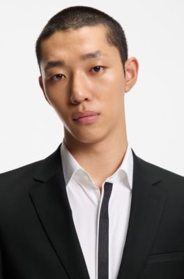 Blazer extra slim fit en sarga de mezcla de lana, Negro