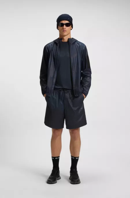 Active shorts with all-over print