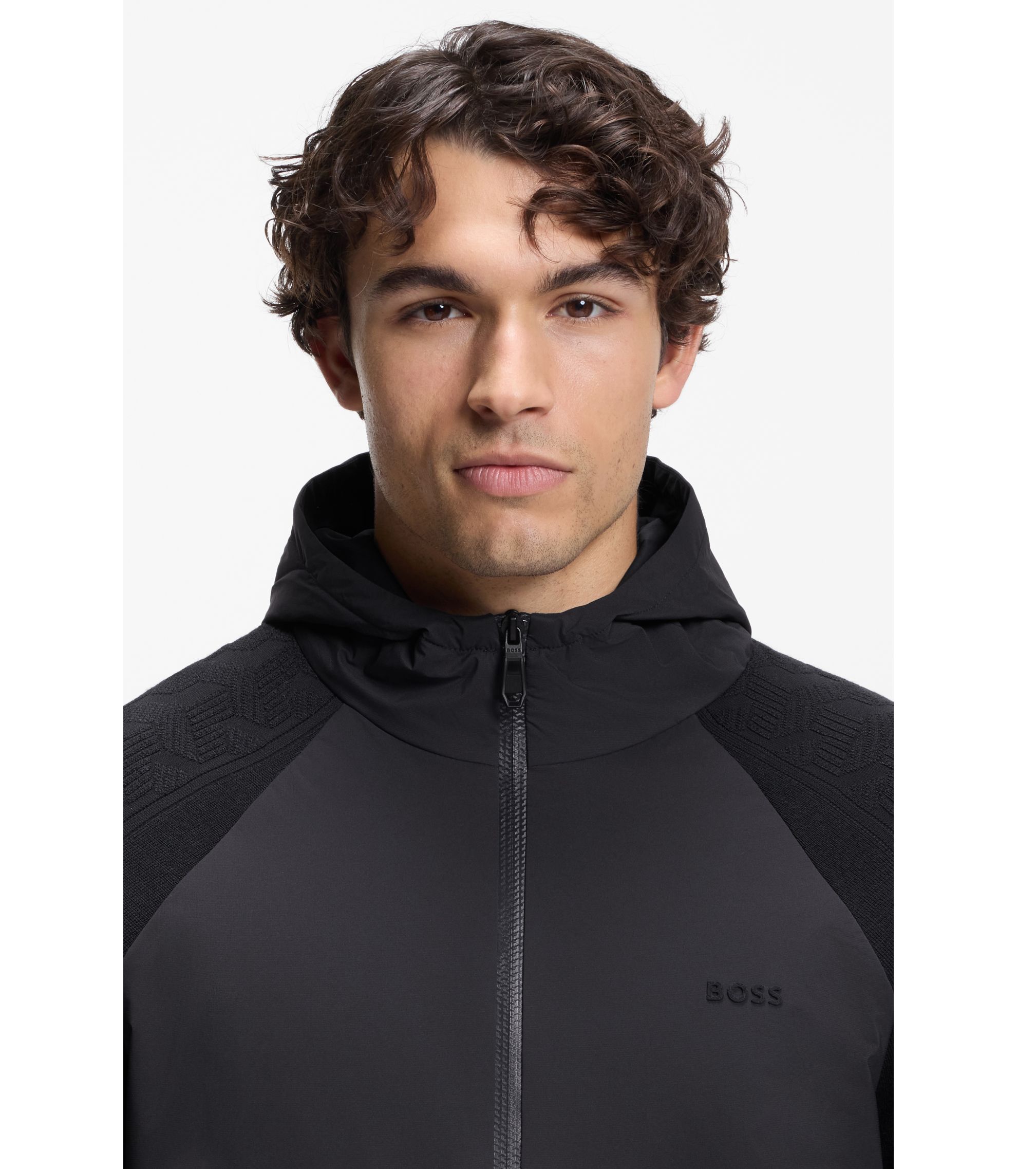 hbna50547502_402_340?wid=1980&