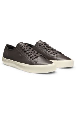 Low-top trainers in grained faux leather, Dark Brown