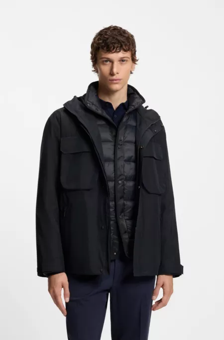 Water-repellent jacket with padded inner