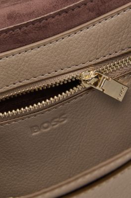 Bolso con solapa Ariell de piel granulada, Marr&oacute;n claro