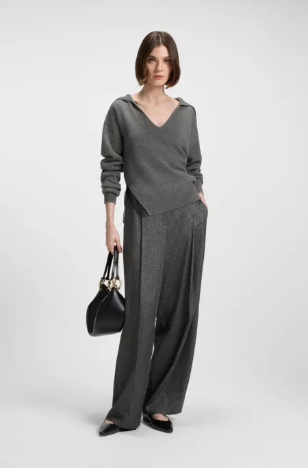 Lace-insert sweater in wool and cashmere