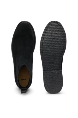 Elasticated-panel Chelsea boots in suede, Black