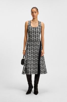 Vestido sin mangas en tweed con motivo de plumas, Fantas&iacute;a