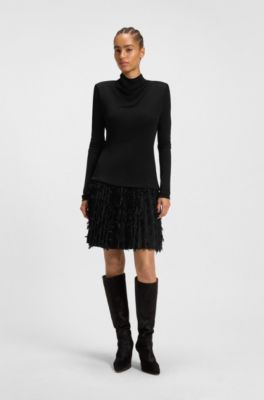 Vestido de punto con falda plisada con plumas, Negro