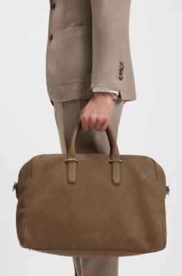 Sac de voyage en cuir grain&eacute; avec logo en relief, Brun chin&eacute;