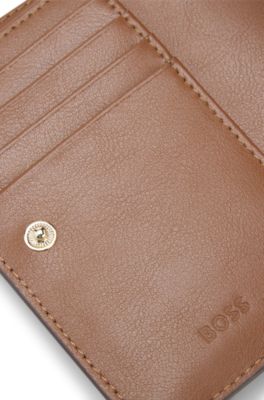 Cartera con cremallera y letras de logo, Marr&oacute;n