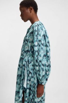 Printed dress in hammered satin, Patterned