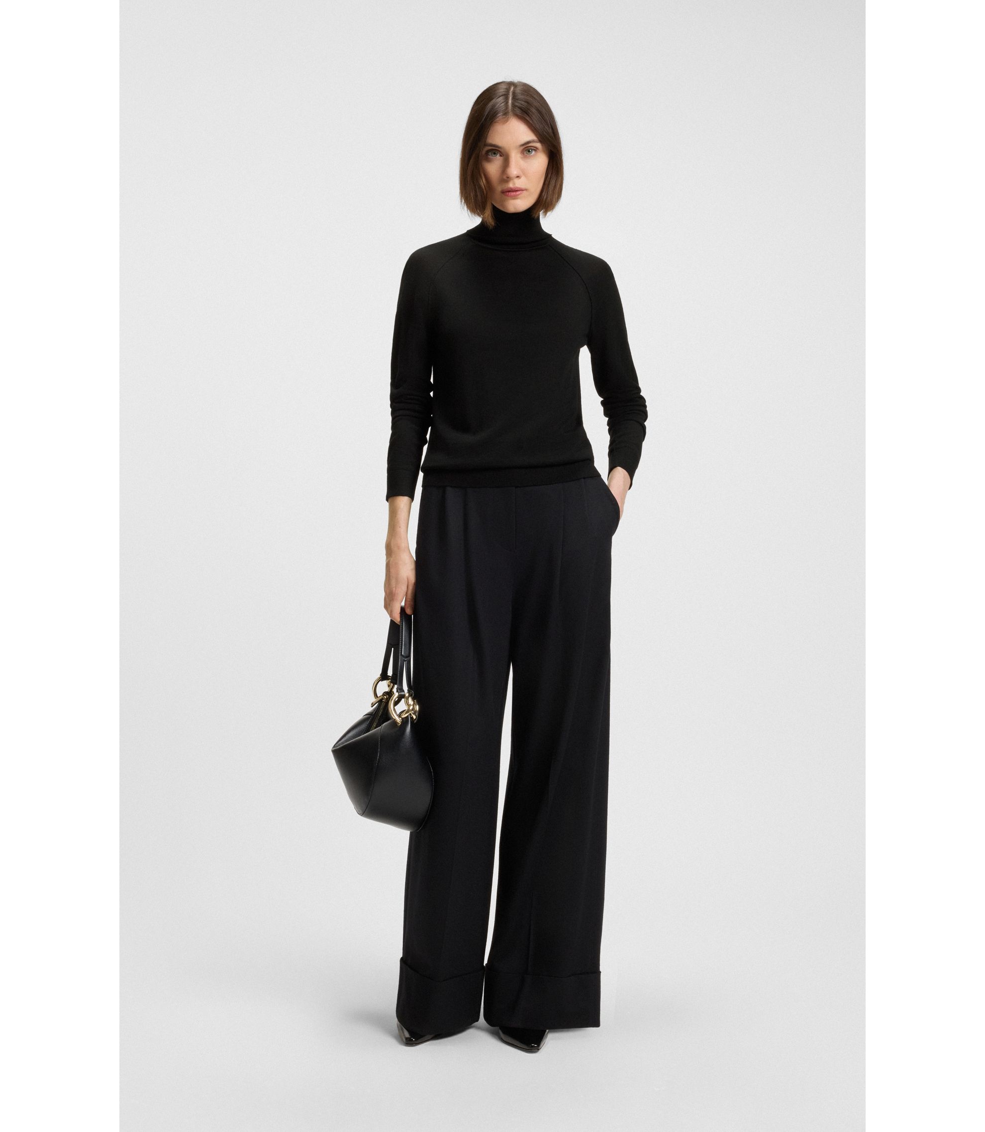 hbna50548298_001_300?wid=1980&