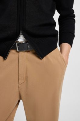 Cintur&oacute;n de piel con logotipo en la trabilla, Negro