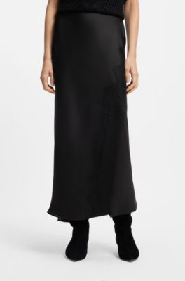Falda maxi cruzada de sat&eacute;n con detalle de encaje, Negro