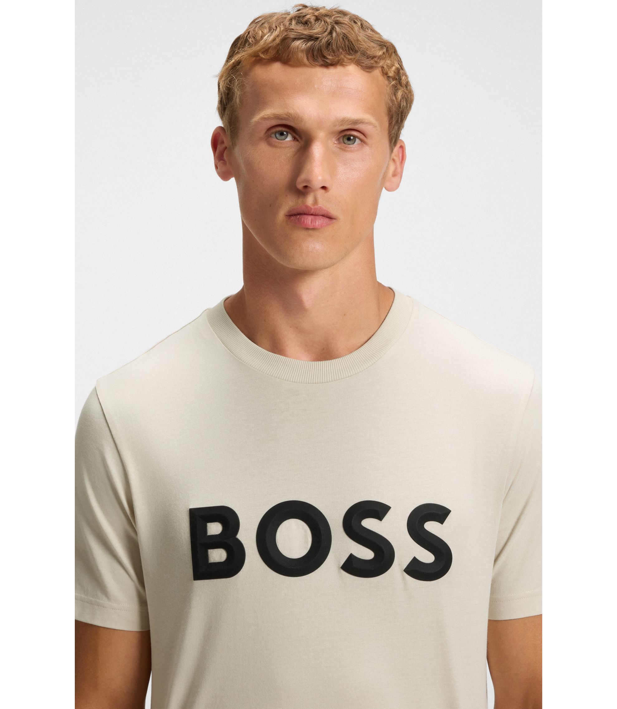 hbna50548411_131_340?wid=1980&