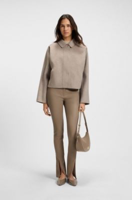 Bailarinas con tal&oacute;n abierto de piel, Marr&oacute;n claro