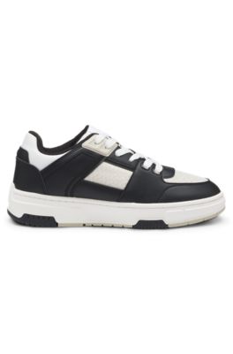 Deportivas de piel sint&eacute;tica con detalle de monograma, Gris oscuro