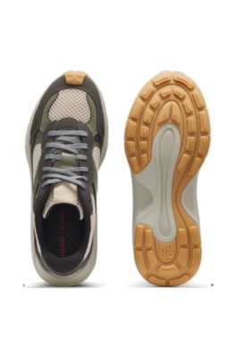 Deportivas de piel sint&eacute;tica y malla, Beige claro