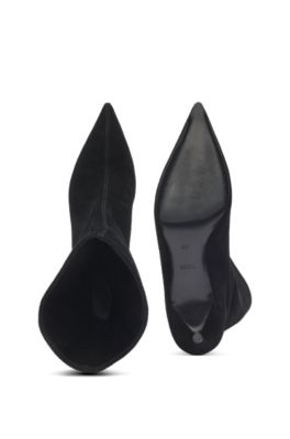 Kitten-heel tubo boots in suede, Black