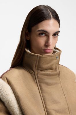 Detachable-sleeve jacket in faux shearling, Brown